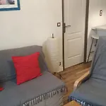 2 Rooms Near Metro In An Alive District Of Paris